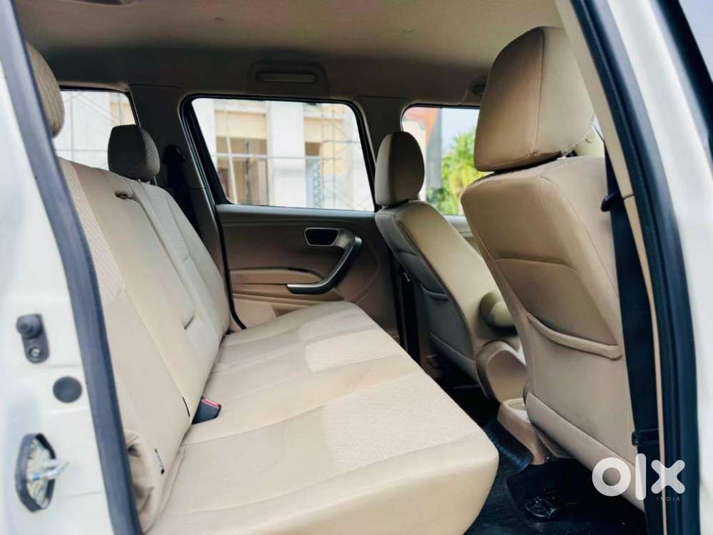 Mahindra Bolero Neo 1.5 N 10 (o), 2022, Diesel