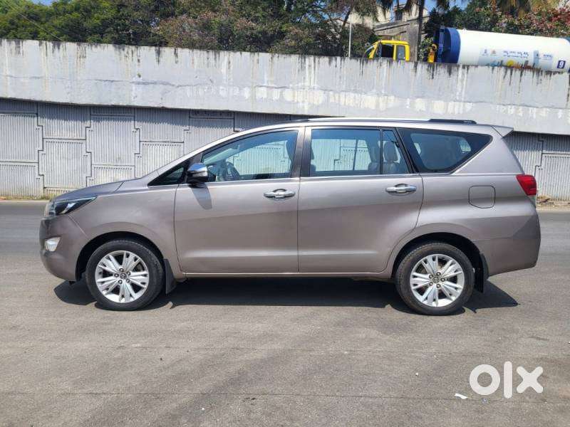 Toyota Innova Crysta 2.8 Zx At, 2016, Diesel