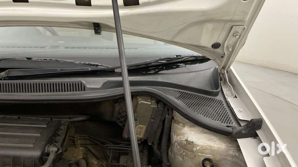 Volkswagen Vento 2010-2013 Petrol Highline, 2013, Petrol