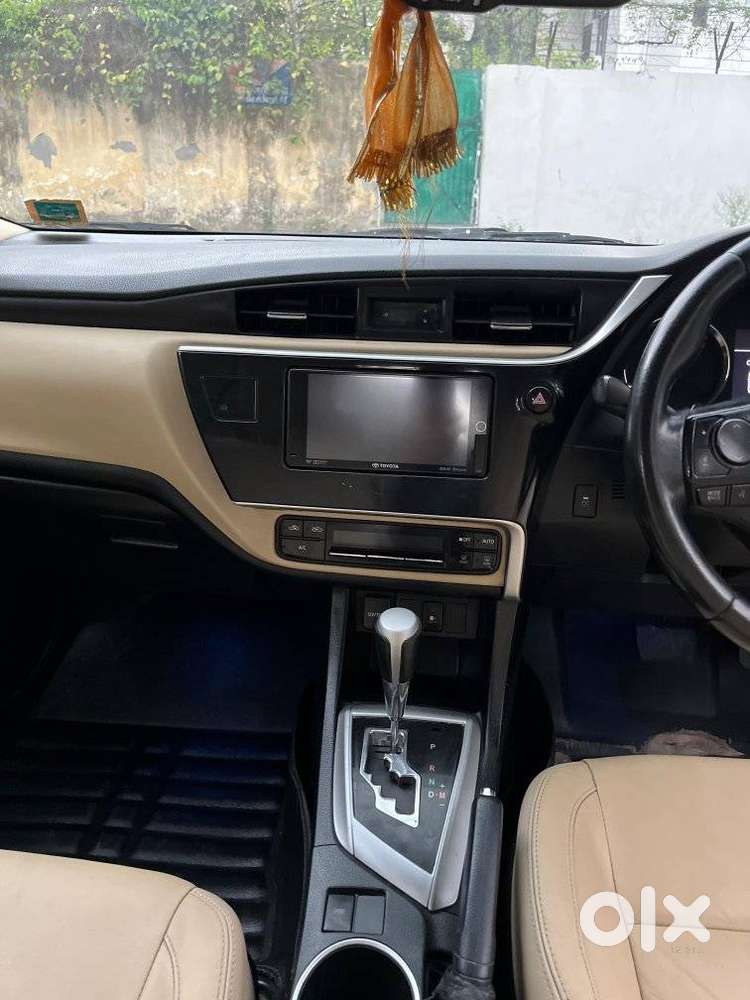 Toyota Corolla Altis 1.8 Vl Cvt, 2017, Petrol