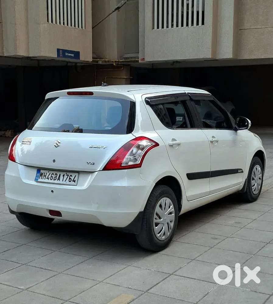 Maruti Swift Vxi 1st Own Airbag 2017 Very Good Condition