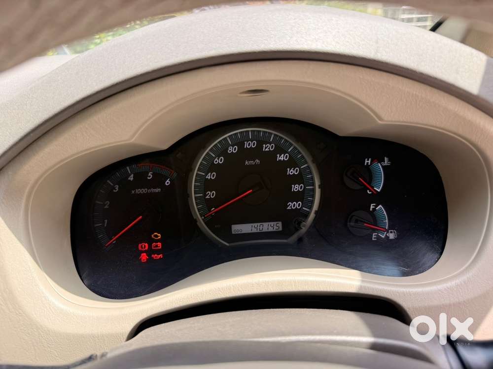 Toyota Innova Diesel 2014