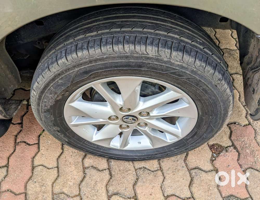 Toyota Innova Crysta 2.4 G Mt 8s, 2018, Diesel