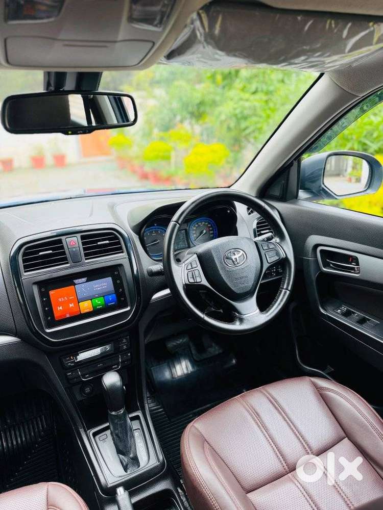 Toyota Urban Cruiser 1.5 Premium Grade At, 2022, Petrol