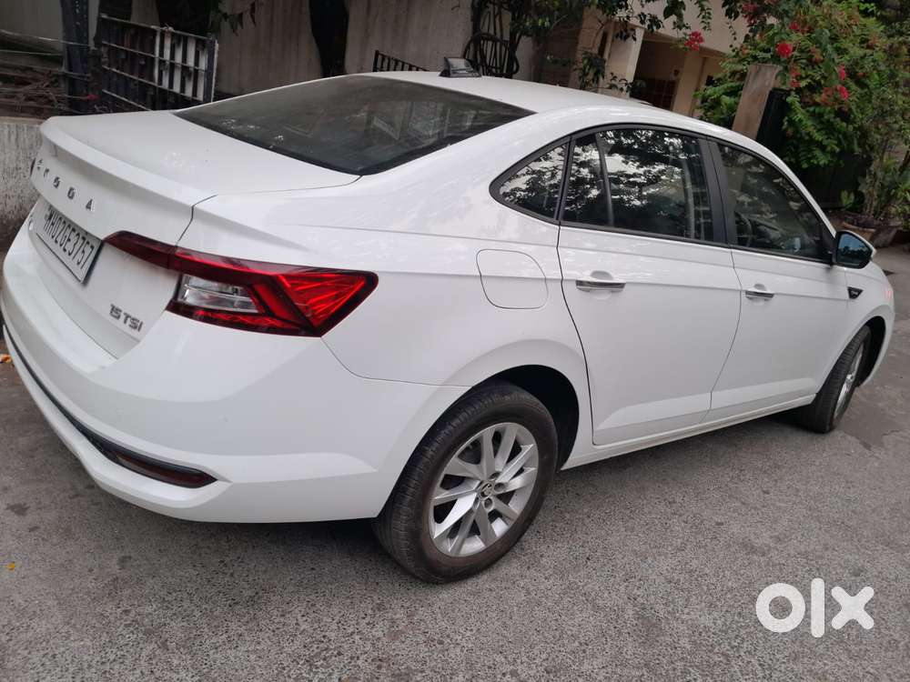 Skoda Slavia Ambition 1.5l Tsi Dsg Dual Tone, 2024, Petrol