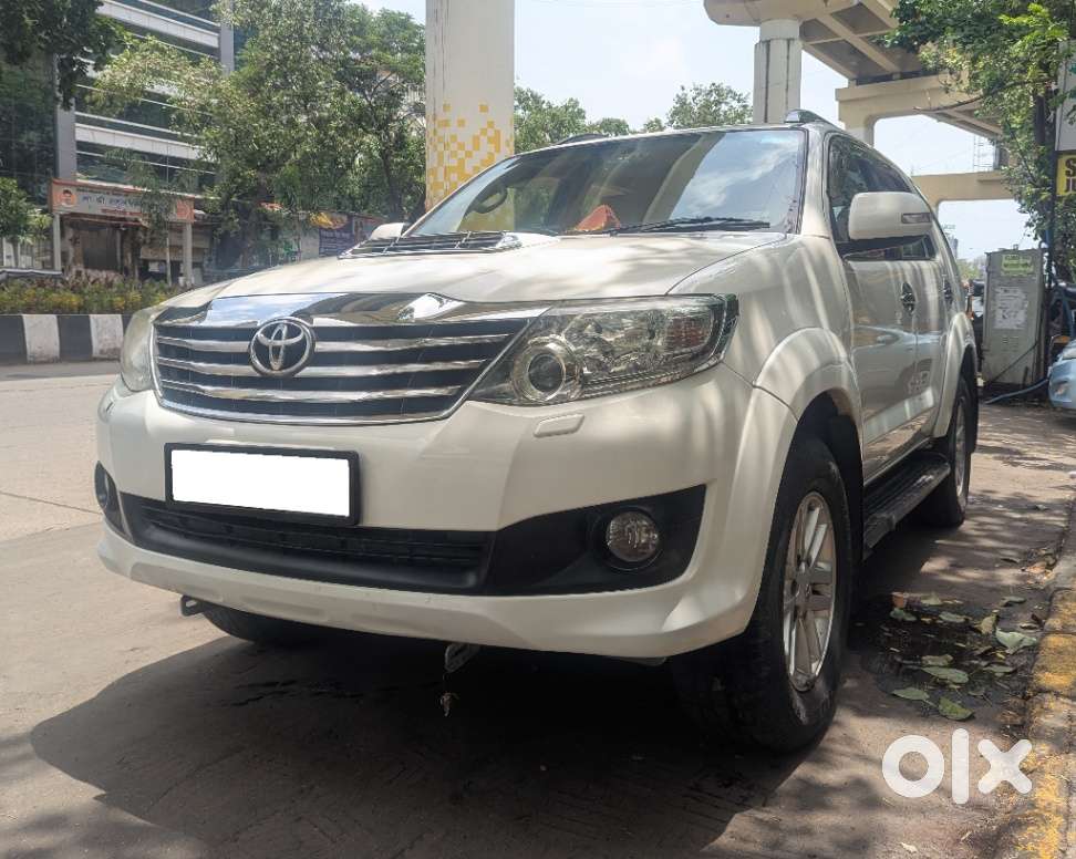 Toyota Fortuner 4x2 Manual, 2013, Diesel