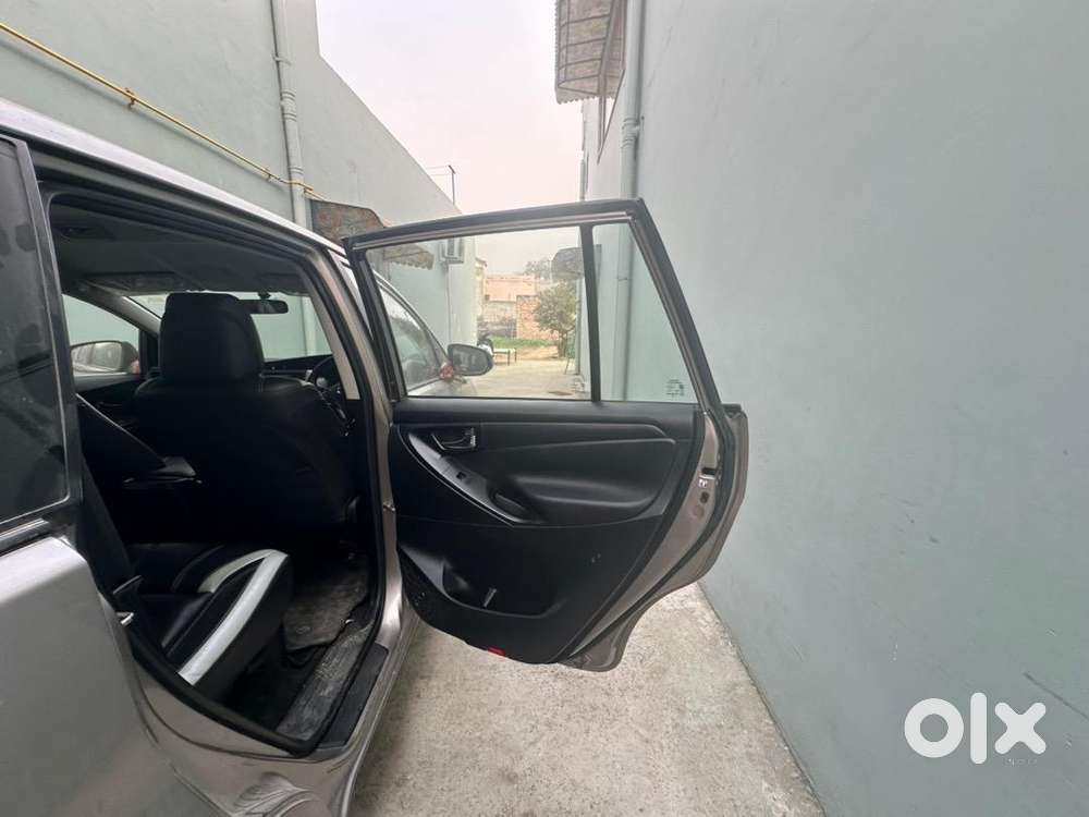 Toyota Innova Crysta All Orginal