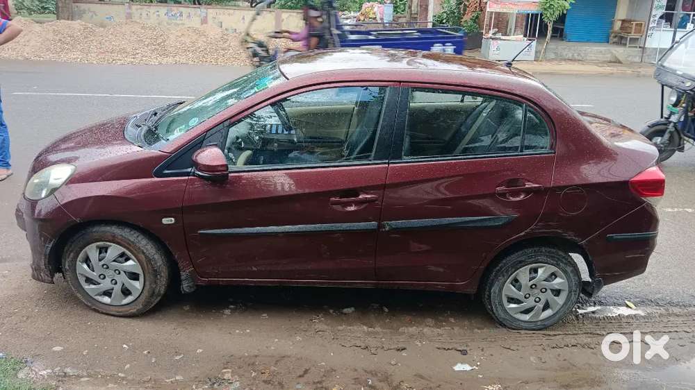 Honda Amaze Diesel Manual 2015 Km Driven