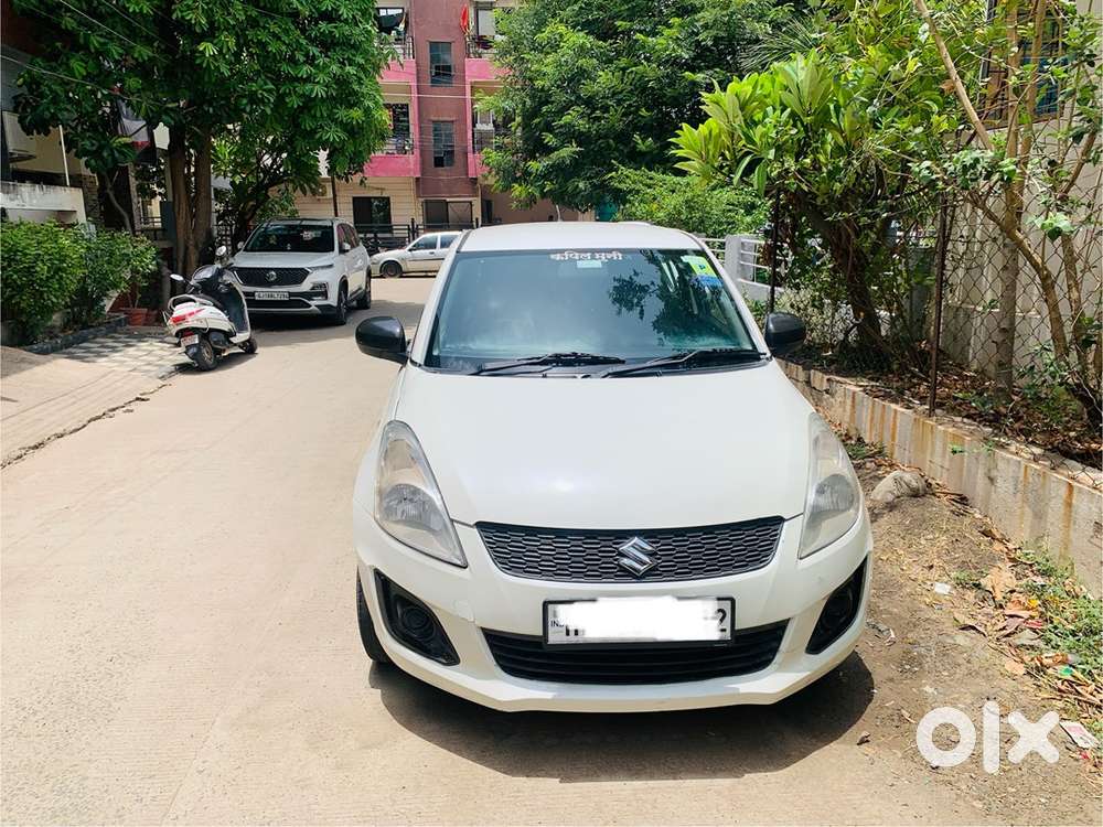 Maruti Swift 1.2 Lxi 2016