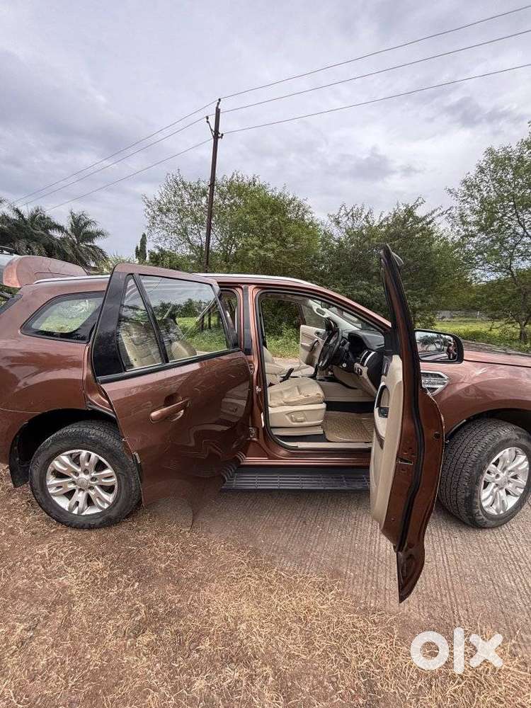 Ford Endeavour 2.2 Trend At 4x2, 2016, Diesel