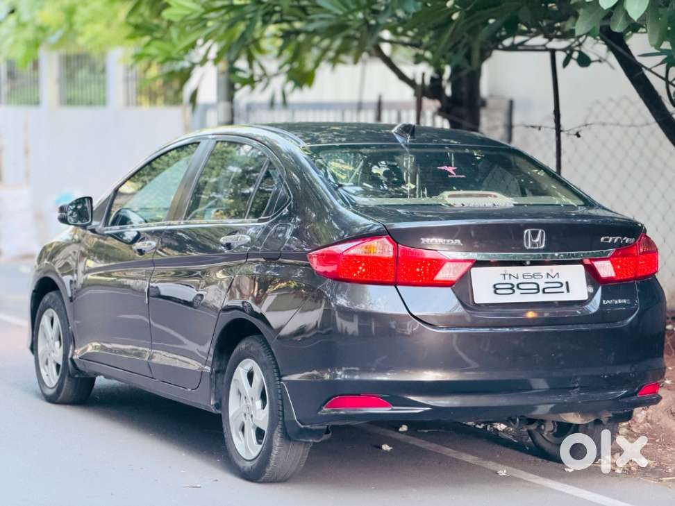 Honda City I-vtec V, 2015, Petrol