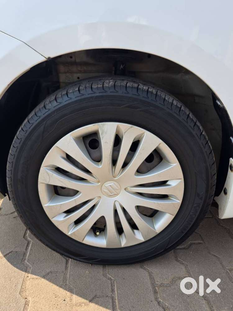 Maruti Suzuki Ertiga Vxi Abs Bs Iv, 2015, Petrol