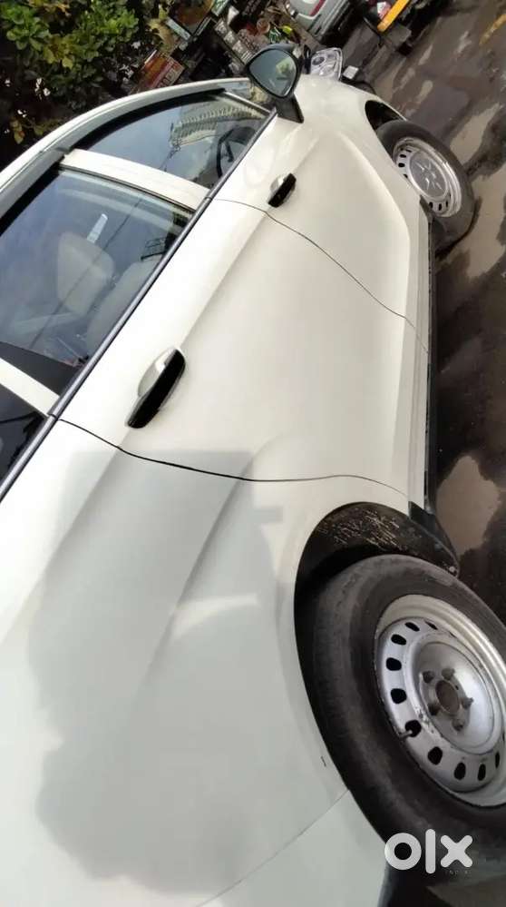 2020 Mahindra Marazzo Colour White Diesel Engine