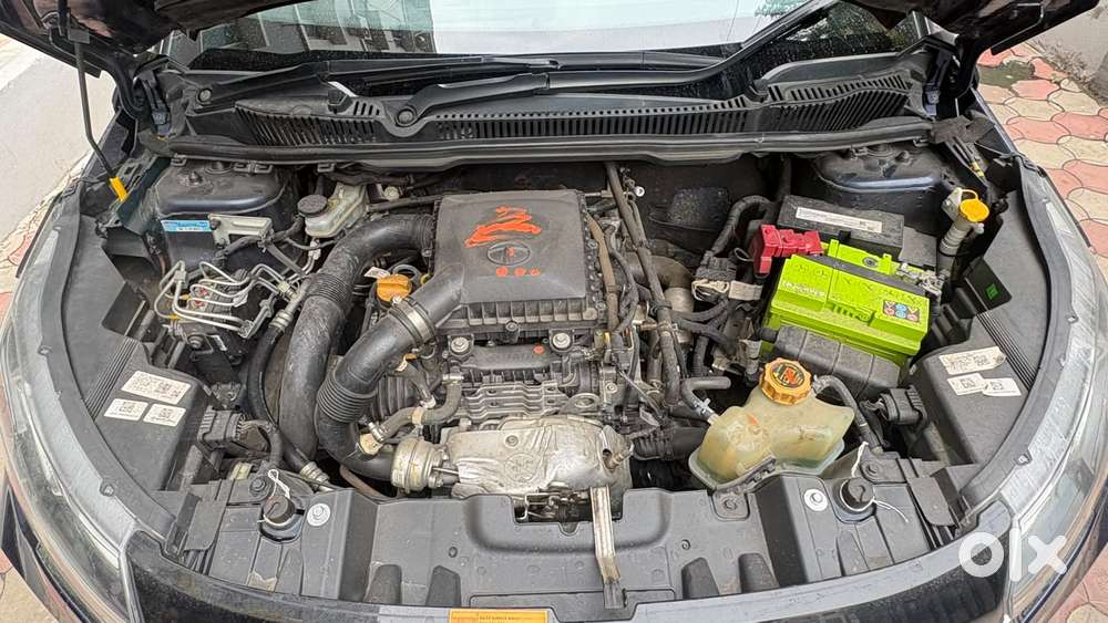 Tata Nexon 1.2 Revotron Xz Plus Premium, 2022, Petrol