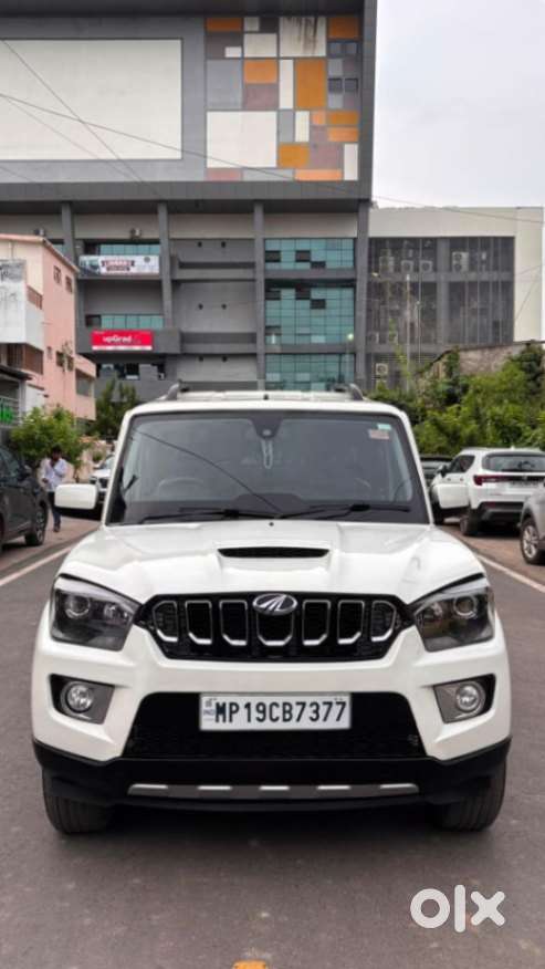 Mahindra Scorpio S10, 2017, Diesel