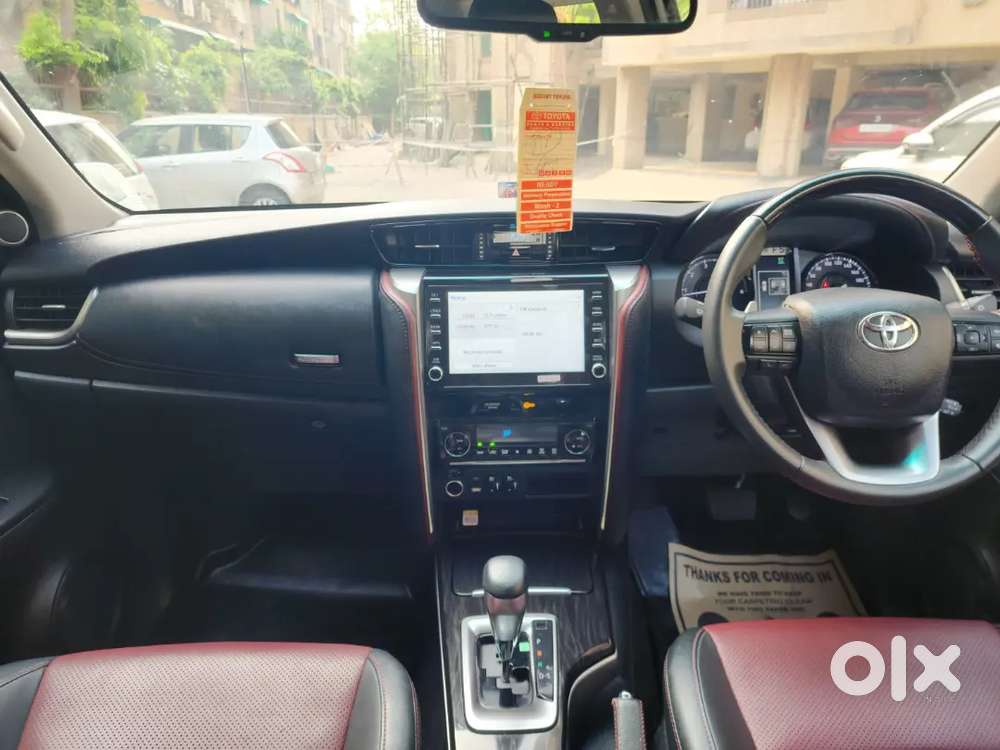 Toyota Fortuner Legender 2022