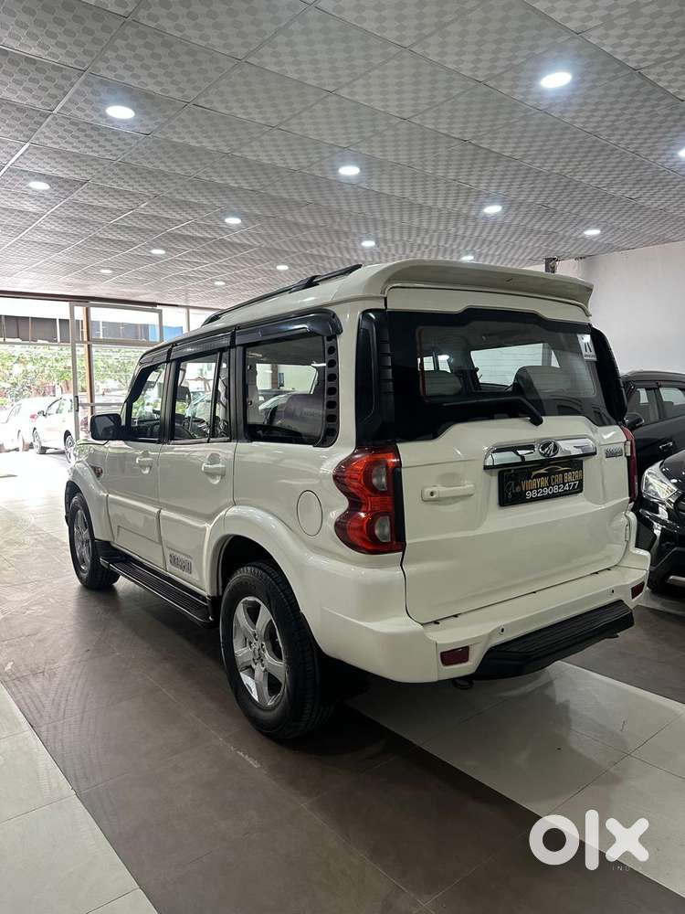 Mahindra Scorpio S10, 2017, Diesel
