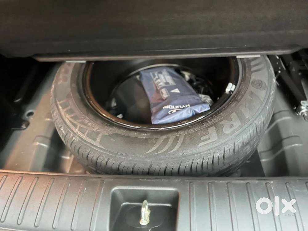 Hyundai Tucson 2.0 Signature Petrol At, 2023, Petrol