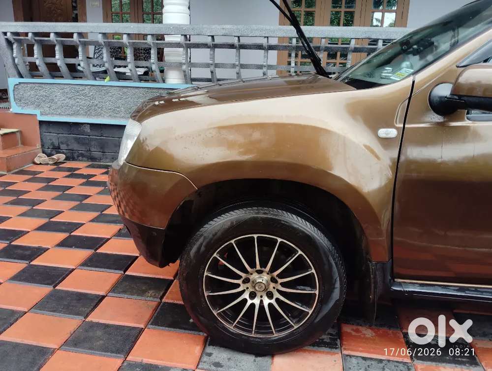 Renault Duster 2013 Diesel 130000 Km Driven