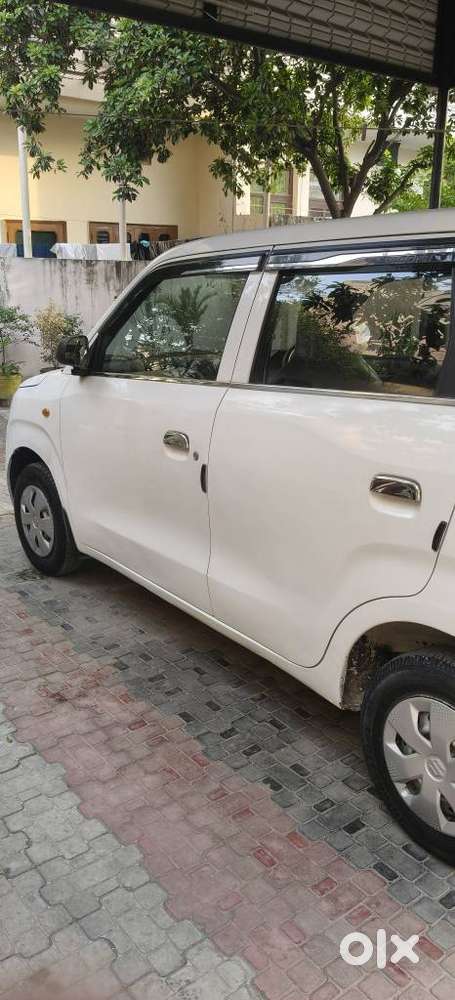 Maruti Suzuki Wagon R Lxi Optional, 2022, Petrol