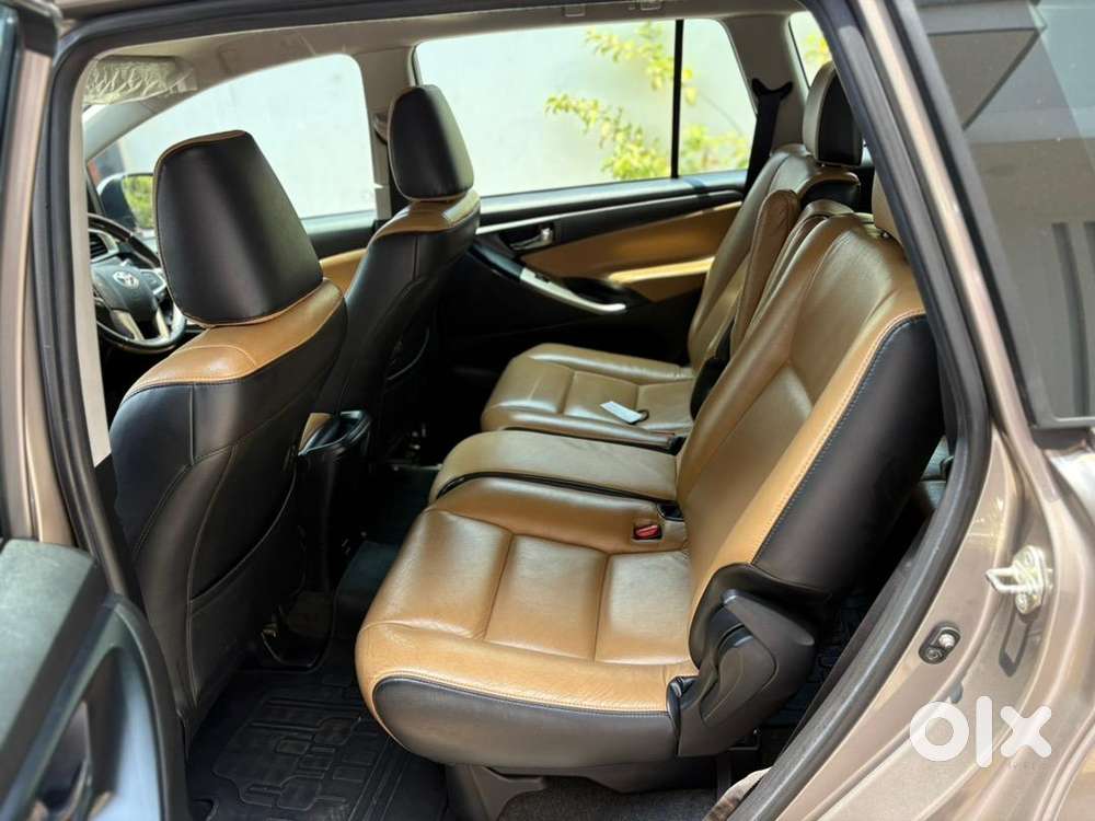 Toyota Innova Crysta 2021 Diesel Well Maintained