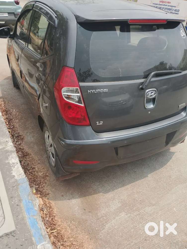 Hyundai I10 Asta Top End Model 2012 Petrol 60000 Km Driven
