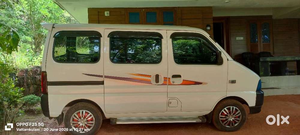 Maruti Echo 2018 Model. Petrol/lpg.white Colour Neat And Clean