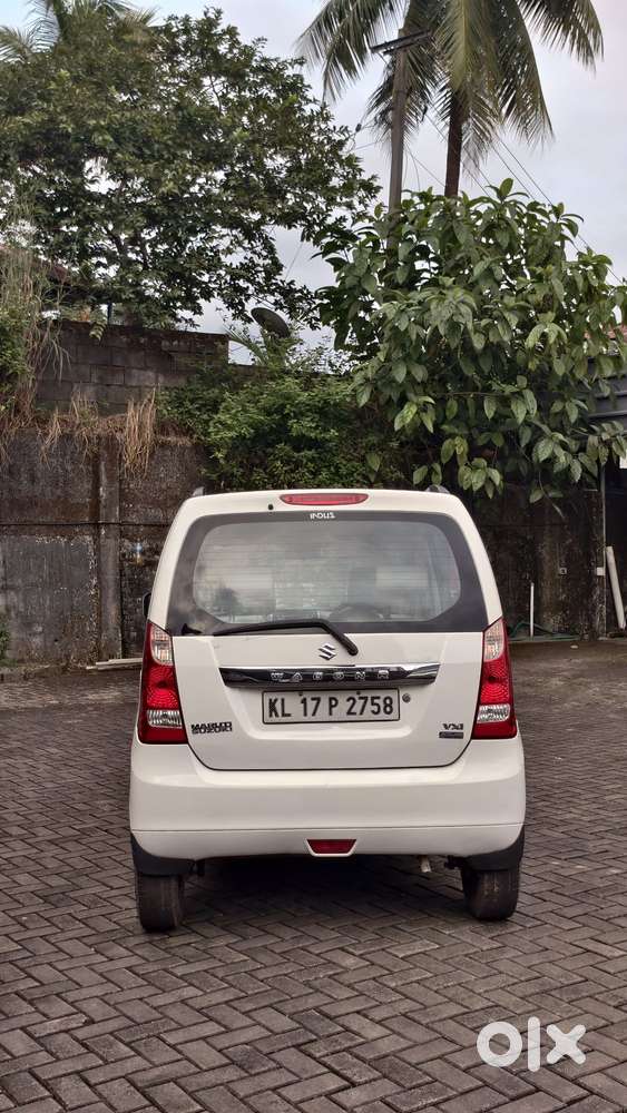 Maruti Suzuki Wagon R Vxi Amt, 2016, Petrol