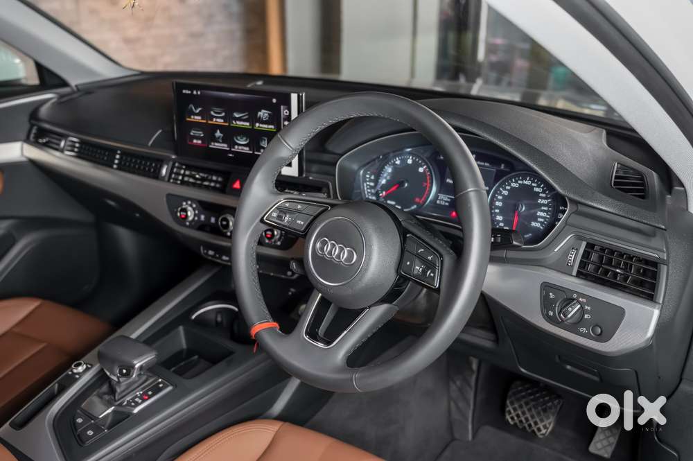 Audi A4 2.0 Technology 40 Tfsi, 2025, Petrol