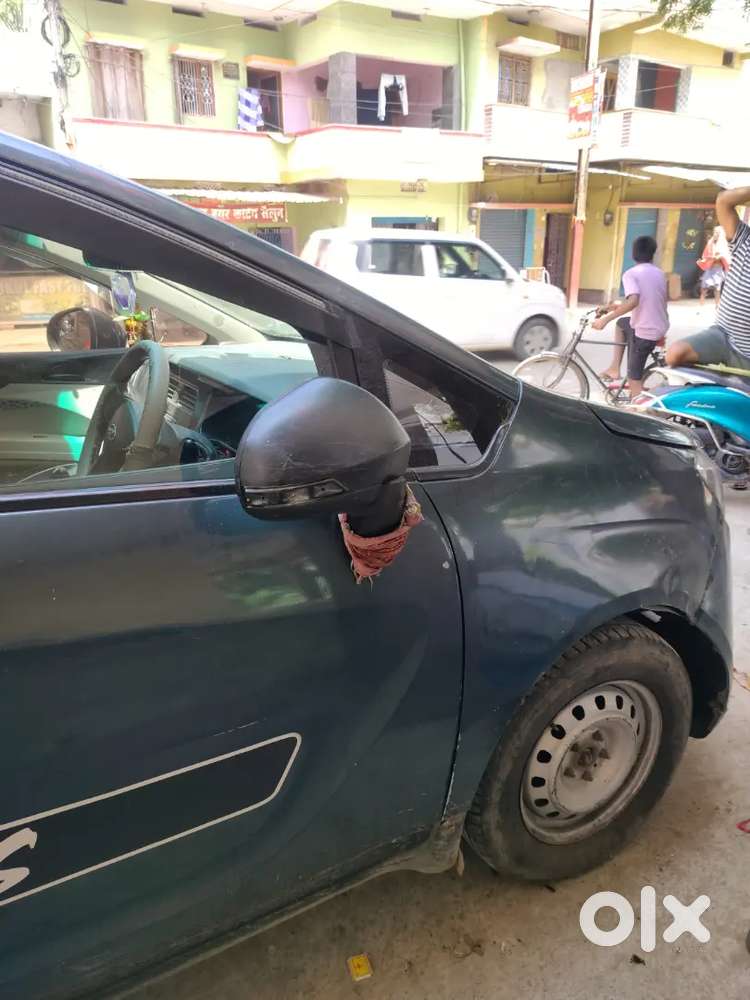 Mahindra Marazzo 1.5 M2 2020 मैनुअल