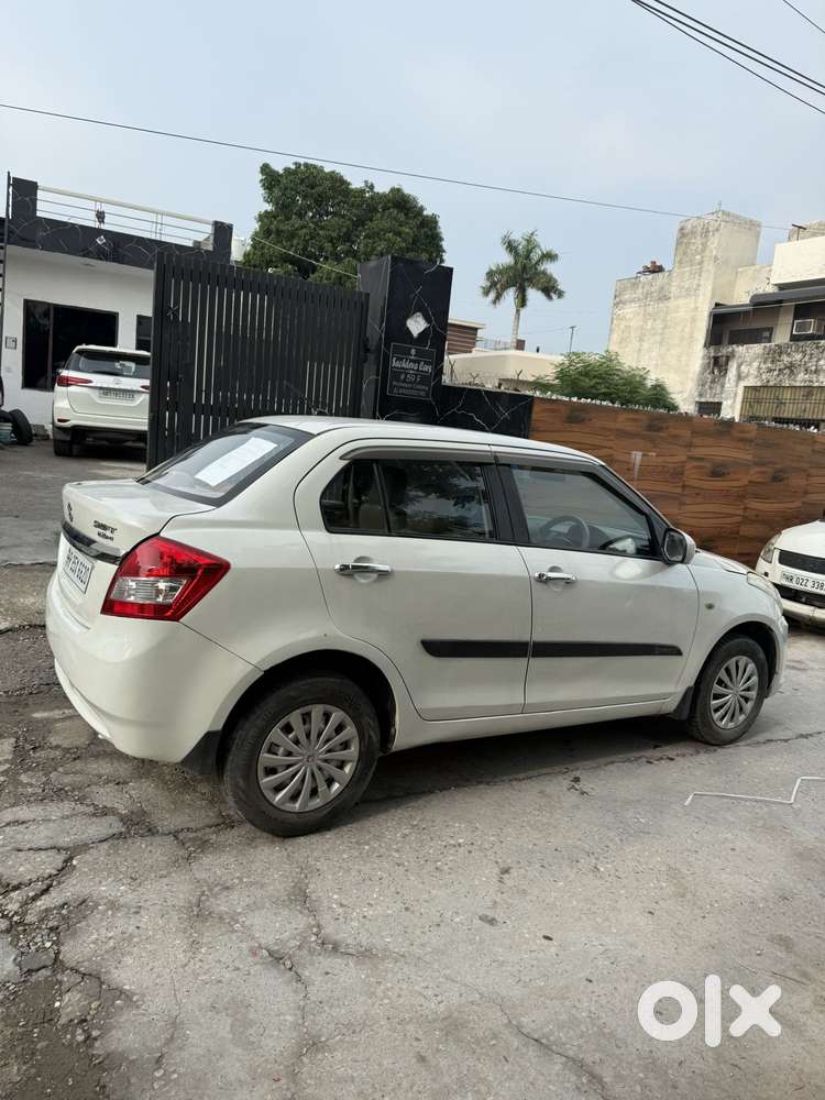 Maruti Suzuki Swift Dzire, 2017, Petrol