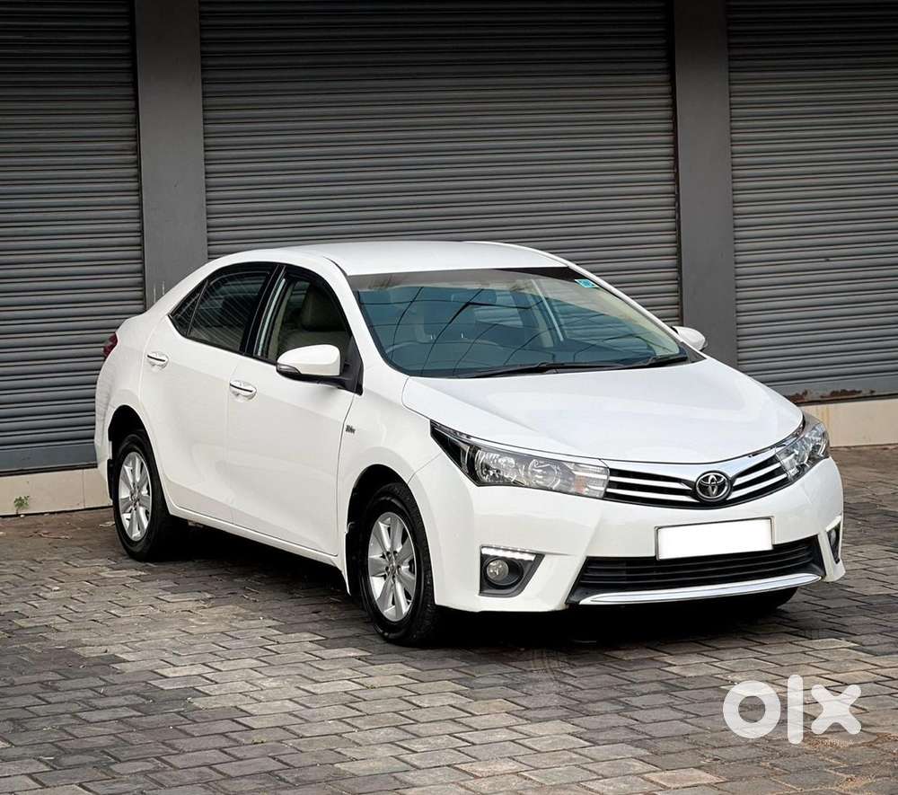 Toyota Corolla Altis Petrol Manual 2015