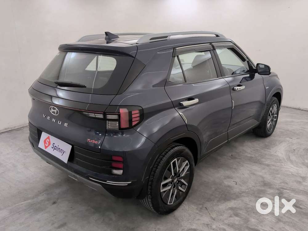 Hyundai Venue 1.0 S (o) Turbo Dct, 2024, Petrol
