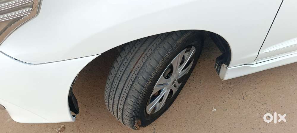 Toyota Innova 2.5 G (diesel) 8 Seater, 2015, Diesel