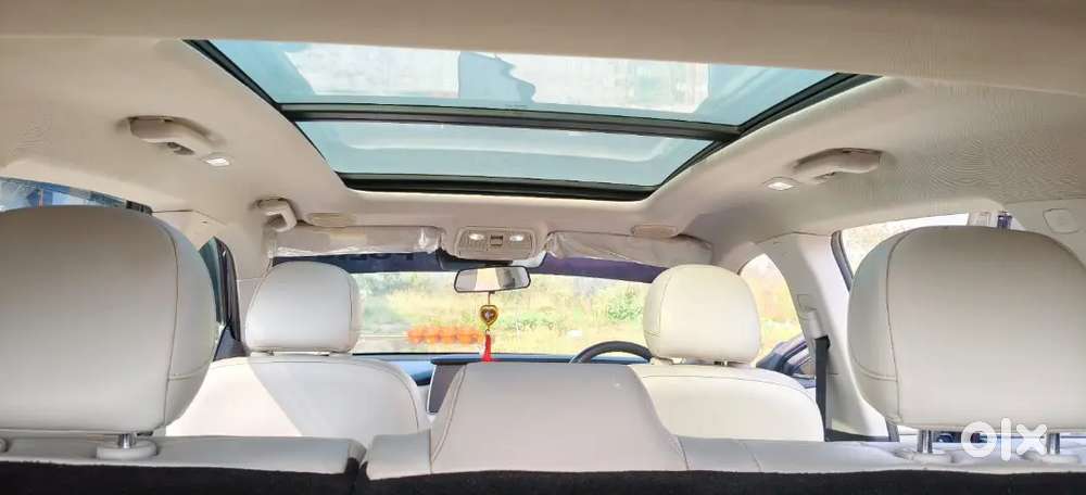 Mahindra Xuv700 2022 Diesel 122000 Km Driven