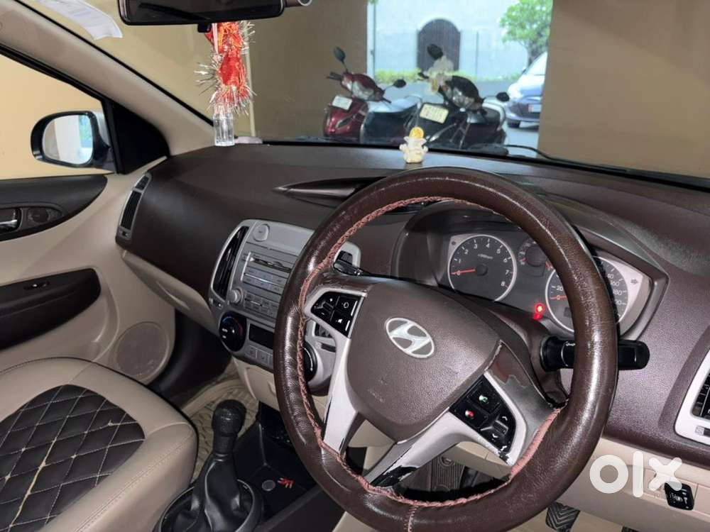 Hyundai I20 Sportz 2011