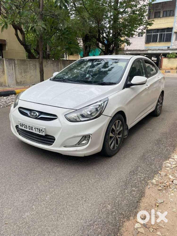 Hyundai Verna Fluidic 1.6 Crdi Sx Opt, 2013, Diesel