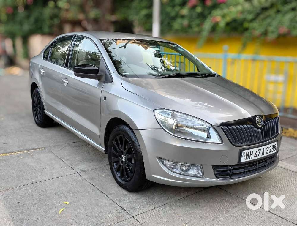 Skoda Rapid 1.6 Mpi At Elegance Black Package, 2015, Petrol