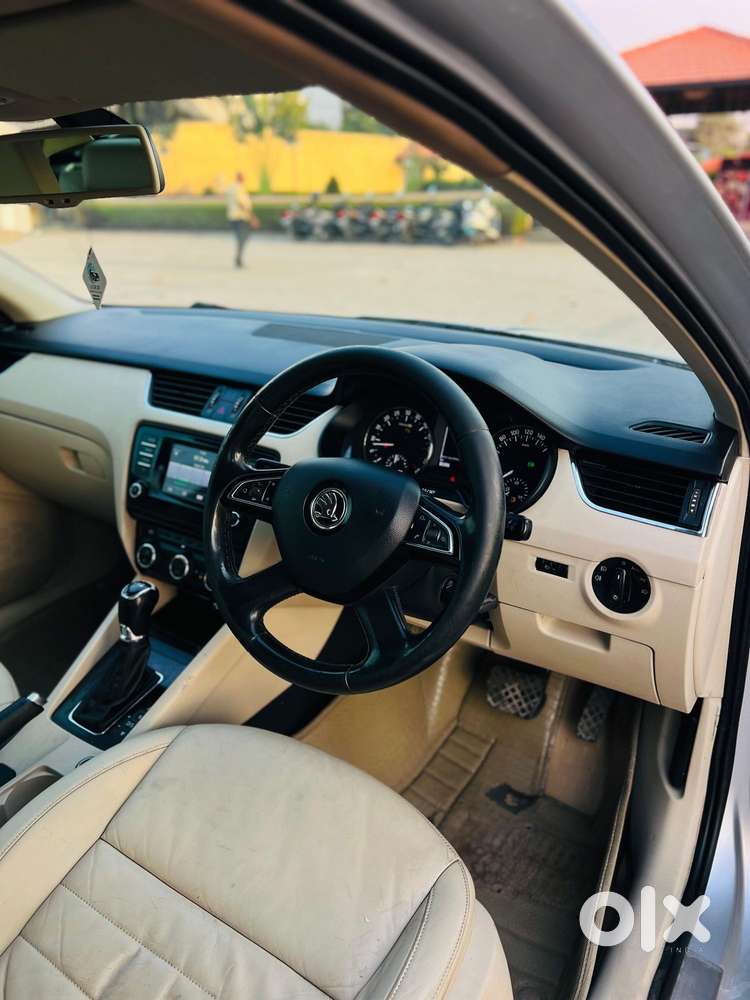 Skoda Octavia Ambition 2.0 Tdi At, 2013, Diesel
