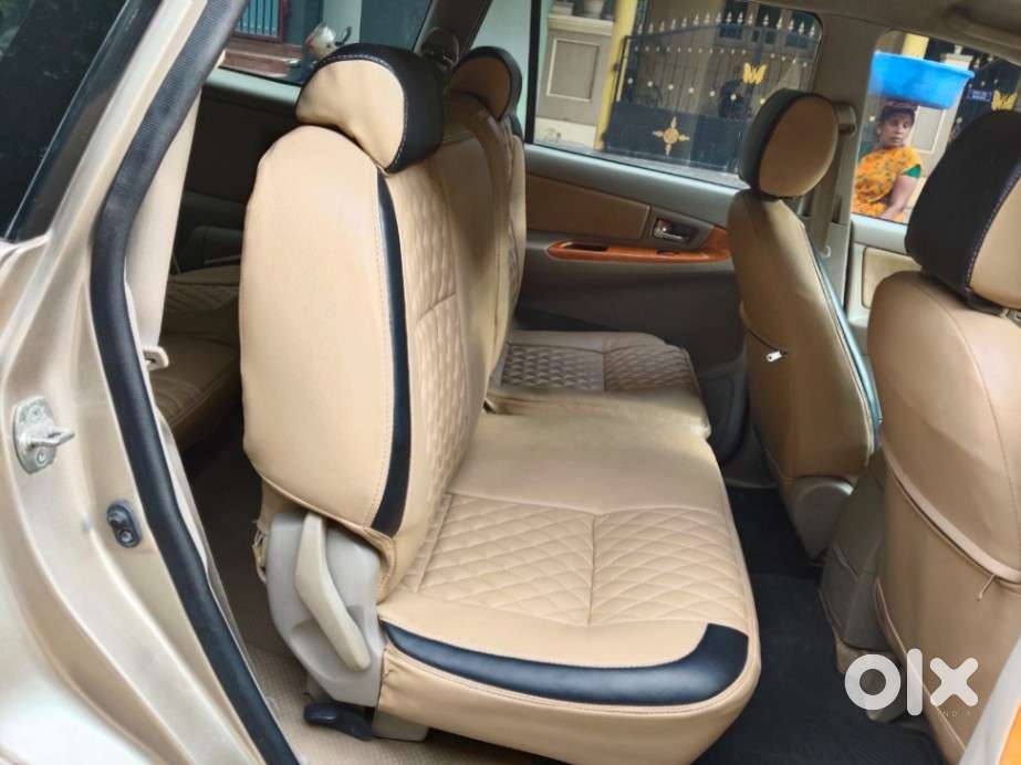 Toyota Innova 2.5 G (diesel) 8 Seater, 2010, Diesel
