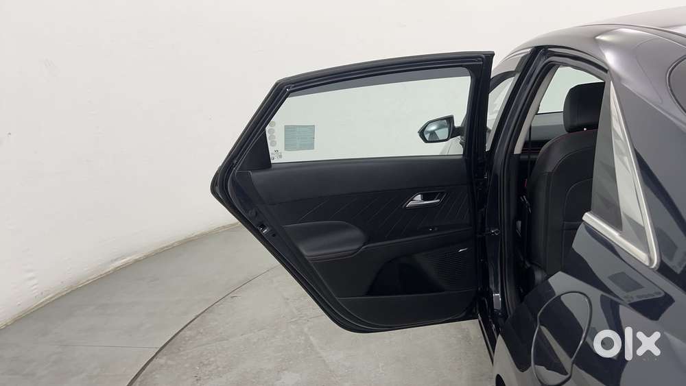 Hyundai Verna 1.5 Sx (o) Turbo Petrol Dct, 2025, Petrol
