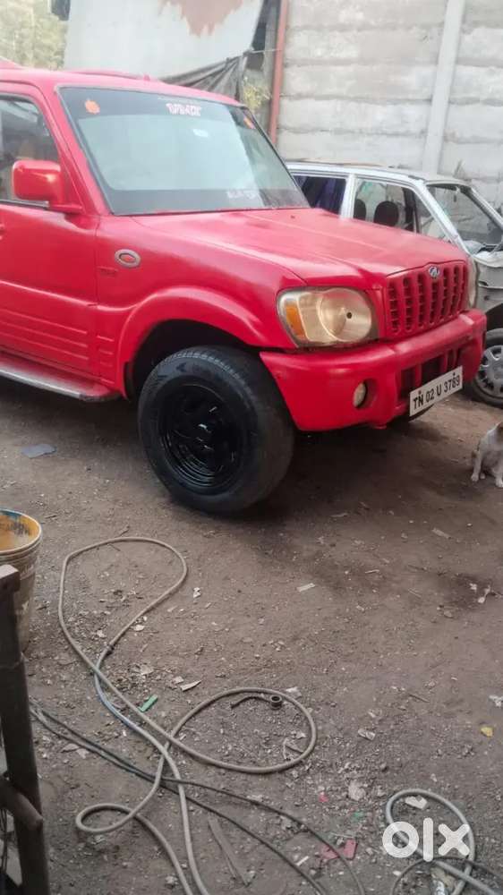 Mahindra Scorpio Classic 2005