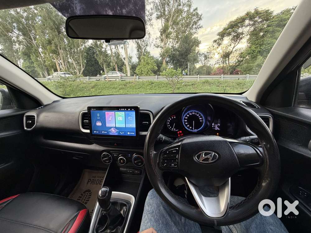 Hyundai Venue S, 2022, Petrol