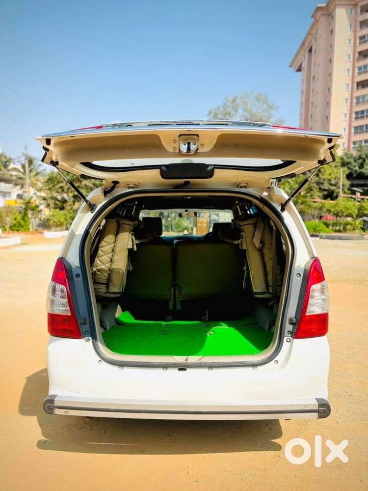 Toyota Innova 2014 Diesel Well Maintained