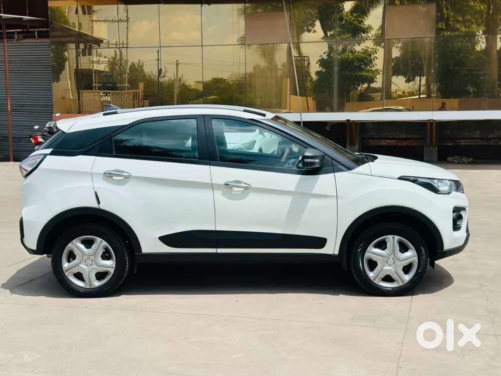 Tata Nexon 1.2 Revotron Xm, 2022, Petrol