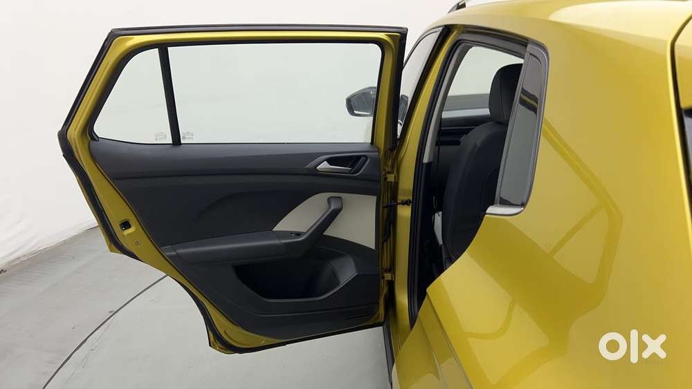 Volkswagen Taigun Topline 1.0 Tsi At (electric Seats), 2022, Petrol