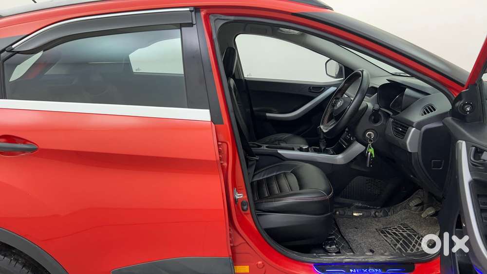 Tata Nexon 1.2 Revotron Xm (s), 2020, Petrol