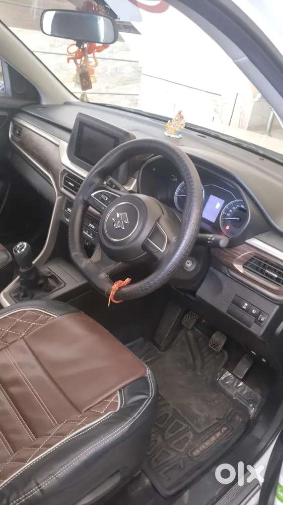Maruti Brezza Vxi For Sale Only 4100km Running New Showroom Condition.