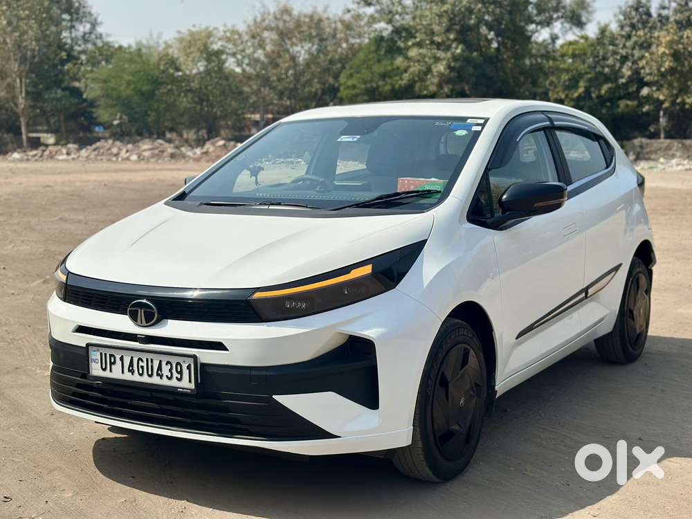 Tata Altroz 1.2 Xza Plus, 2025, Petrol