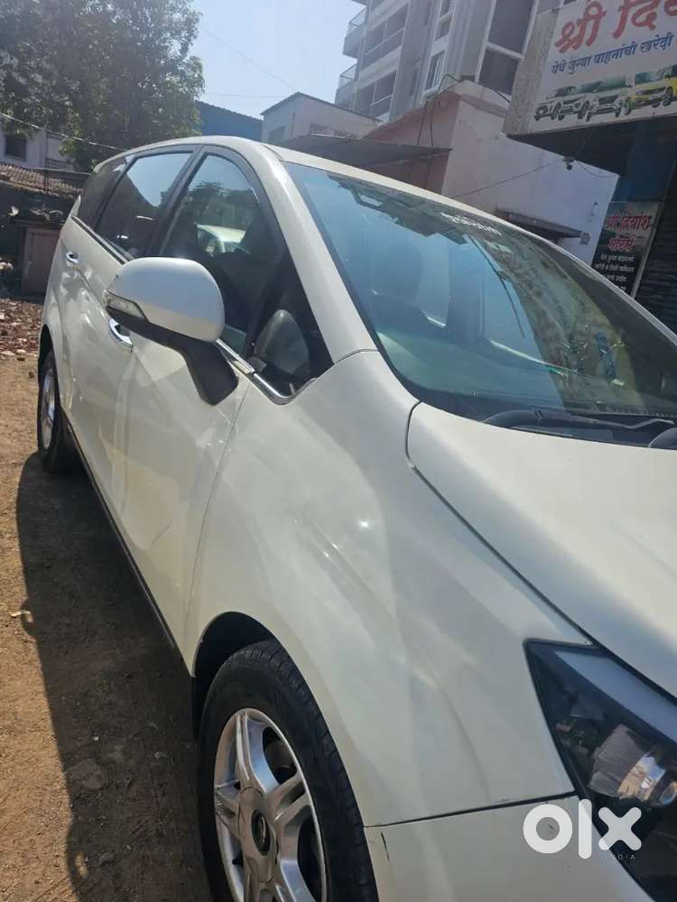 Mahindra Marazzo 2018 Diesel 200000 Km Driven